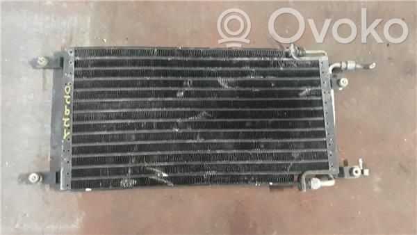 Mitsubishi L200 Radiador de refrigeración del A/C (condensador) 