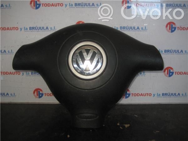 Volkswagen PASSAT B5.5 Zaślepka Airbag kierownicy 