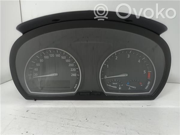 BMW X3 E83 Speedometer (instrument cluster) 