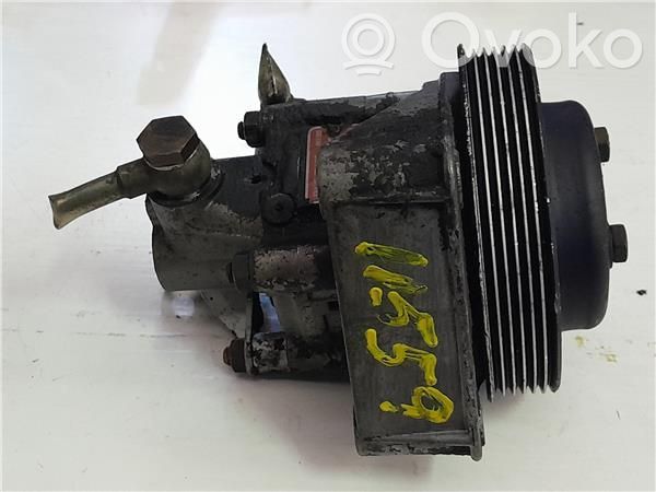 BMW 5 E34 Ohjaustehostimen pumppu 