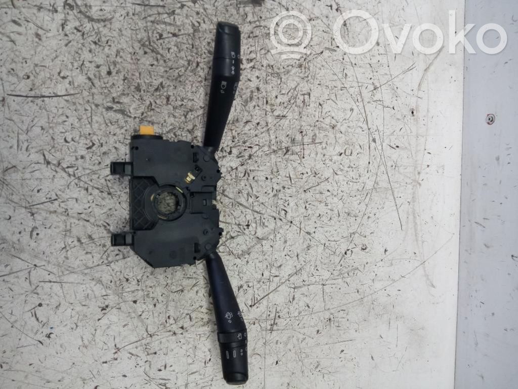 Lancia Ypsilon Bloc semnalizator și ștergător parbriz 
