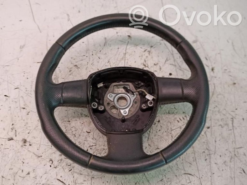 Audi A3 S3 8P Steering wheel 