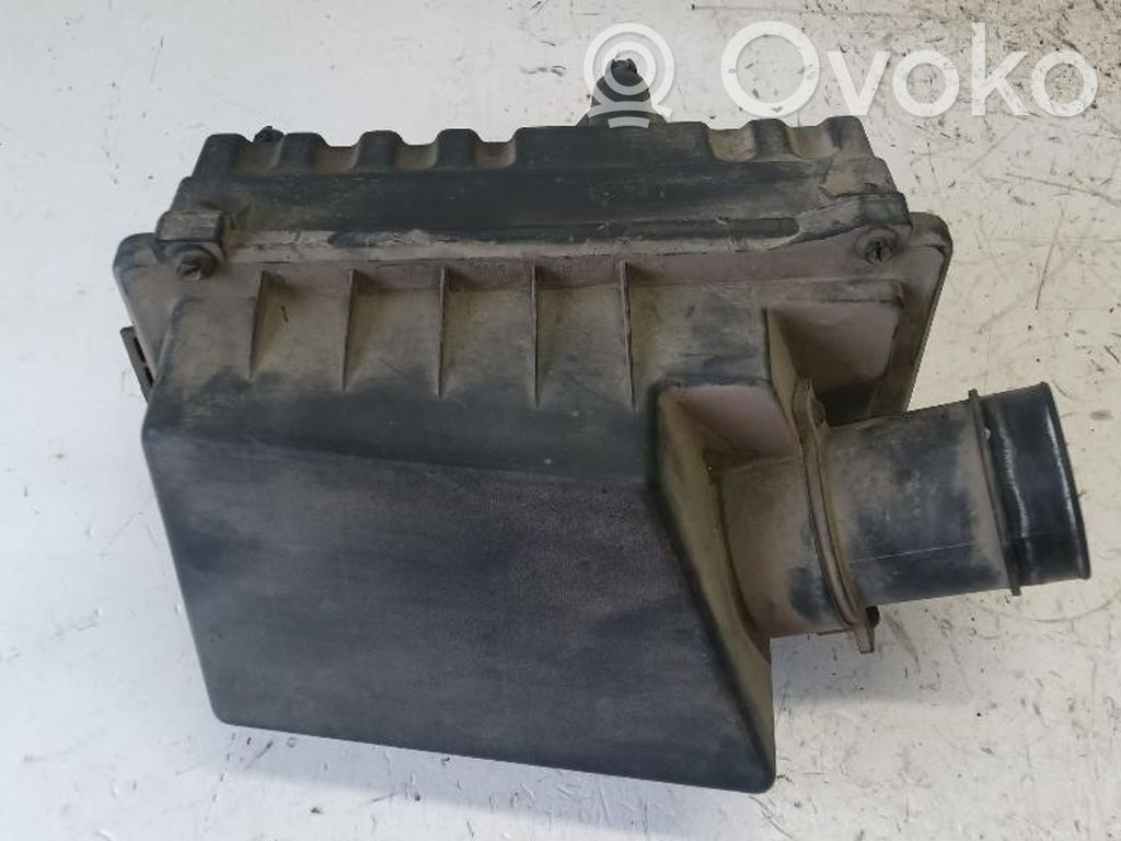 Ford Focus Air filter box 