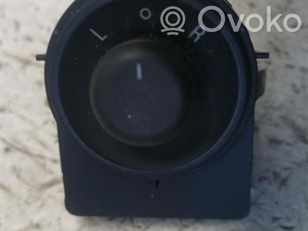 Opel Mokka Wing mirror switch 