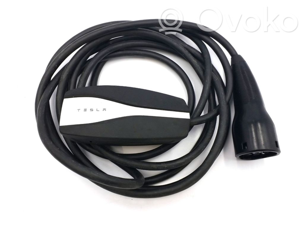 Cable de carga del coche eléctrico   112125400D