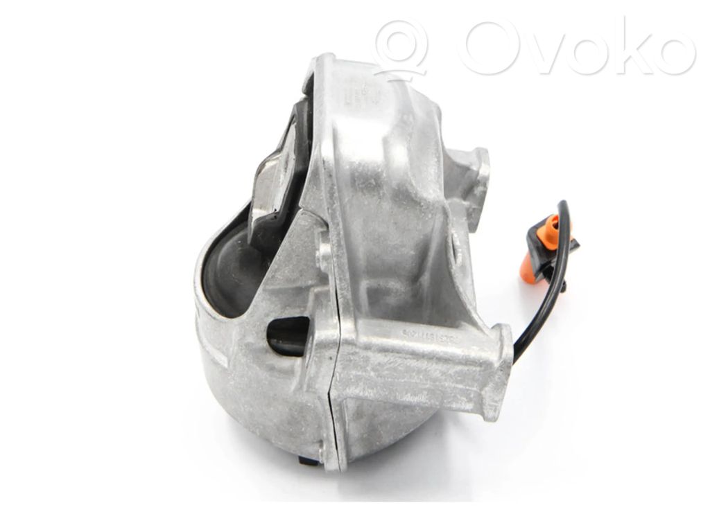 Audi A5 8T 8F Engine mount bracket 