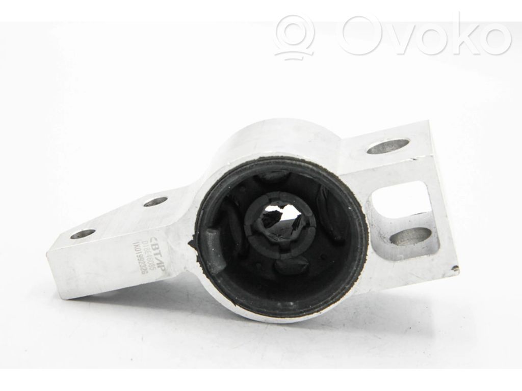Audi A3 S3 A3 Sportback 8P Front wishbone bush 