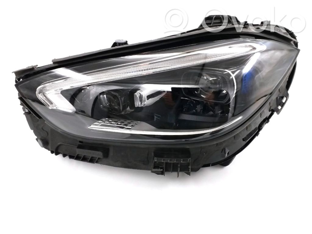 Mercedes-Benz C W206 Lampa przednia 