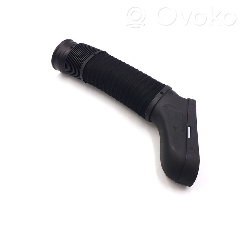 Część rury dolotu powietrza   A2720903682,A2720901282