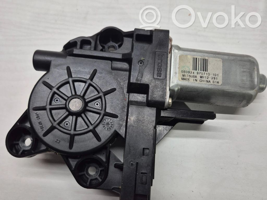Volvo V70 Silnik regulatora szyby drzwi przednich 