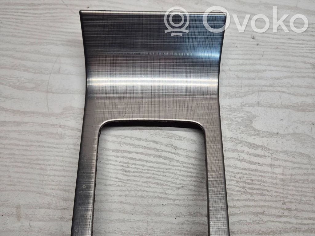 Volvo V70 Gear shifter surround trim plastic 