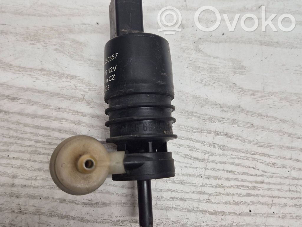 Windscreen/windshield washer pump   13250357,3240117,01450175,90492357