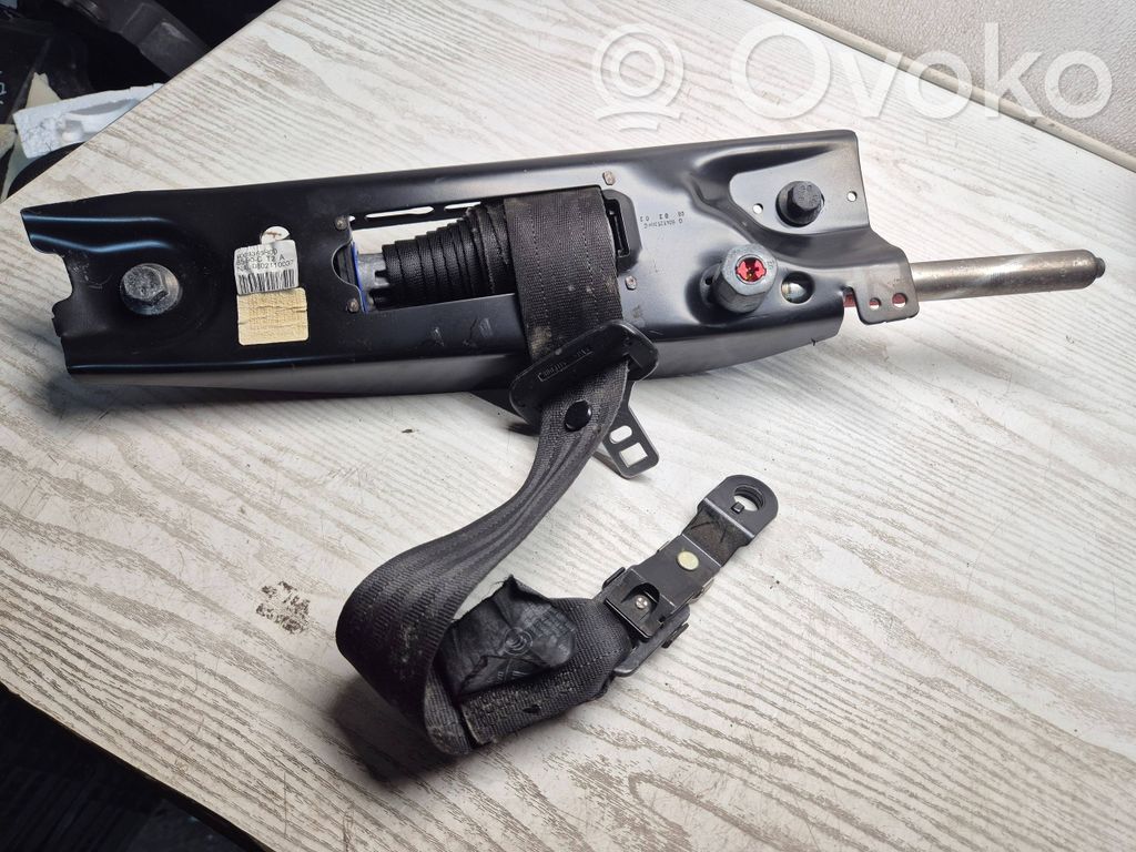 Volvo V70 Pas bezpieczeństwa fotela przedniego 