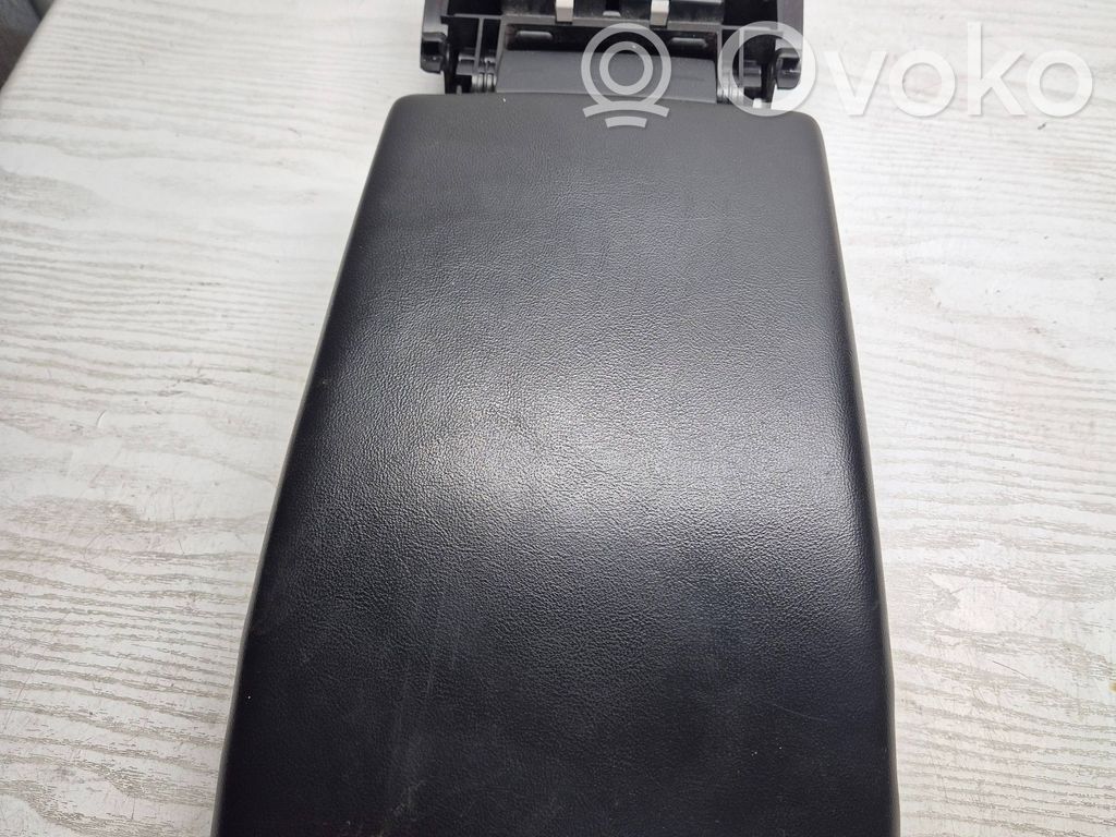 Armrest lock   13034370BL