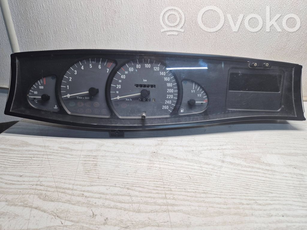 Opel Omega B2 Licznik / Prędkościomierz 