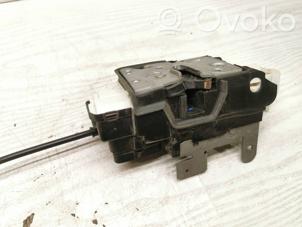 Volvo V40 Zamek drzwi tylnych 
