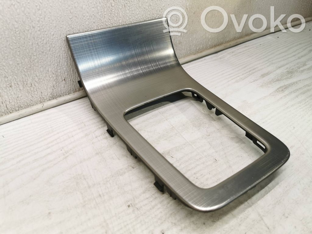 Volvo V70 Gear shifter surround trim plastic 