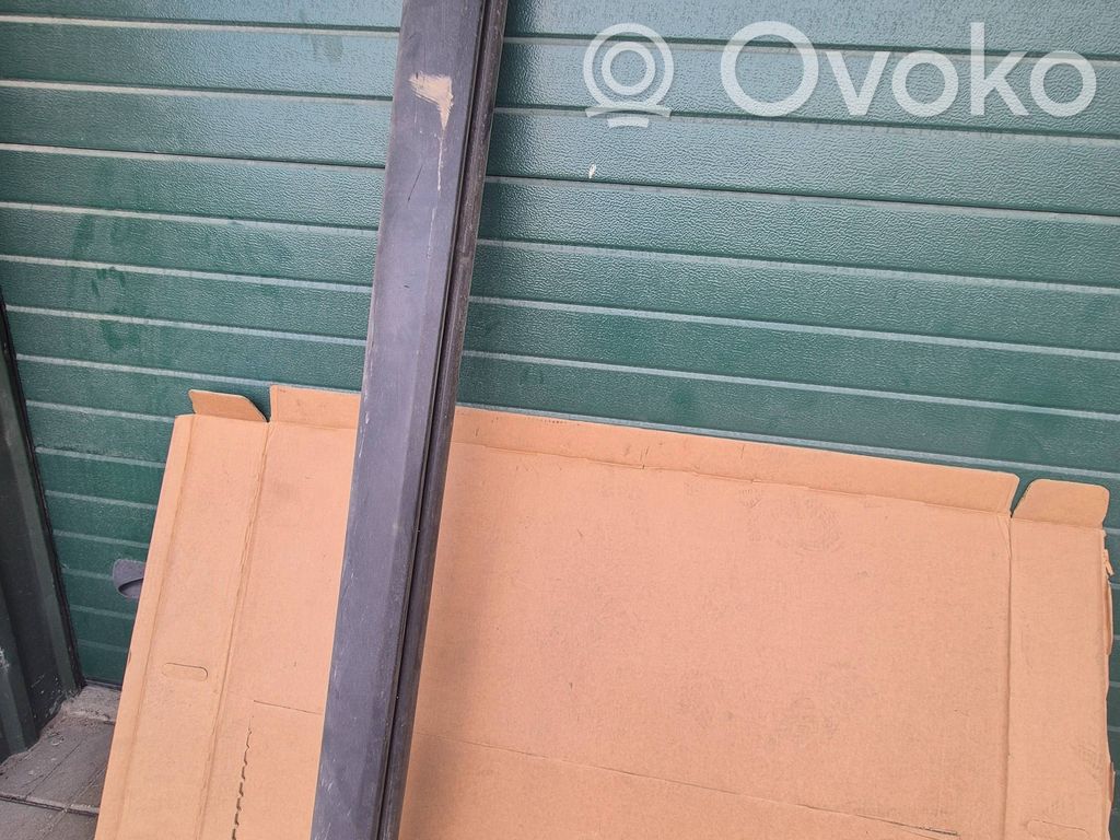 Volvo XC70 Sill 