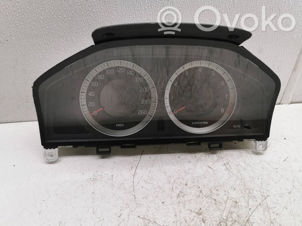 Volvo XC60 Speedometer (instrument cluster) 