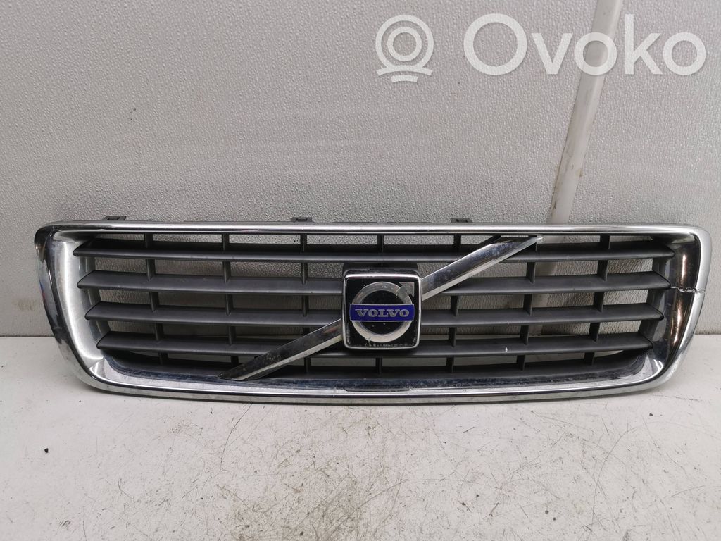 Volvo S80 Etupuskurin ylempi jäähdytinsäleikkö 