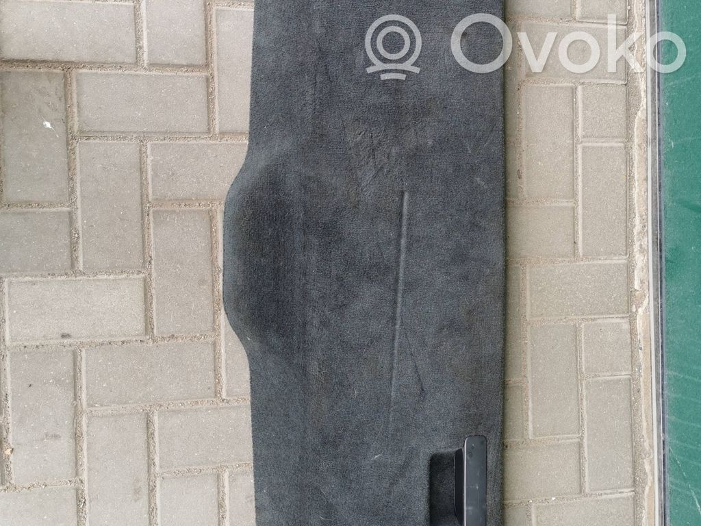 Volvo V70 Tailgate trim 