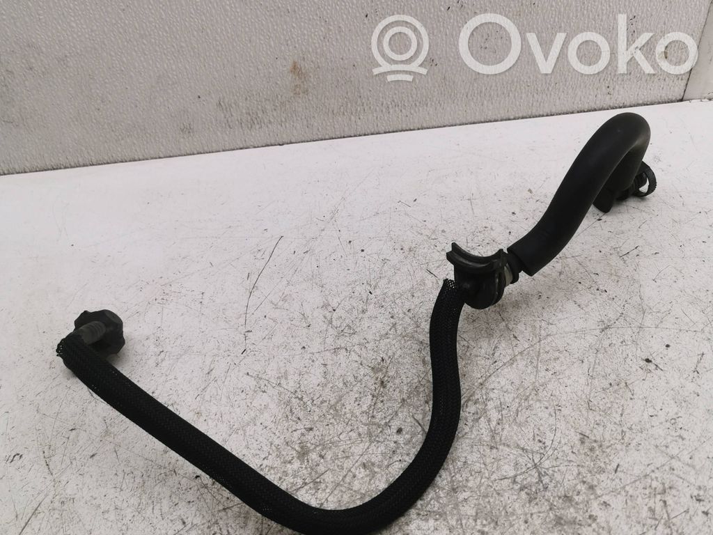 Volvo XC60 Przewód / Wąż podciśnienia 