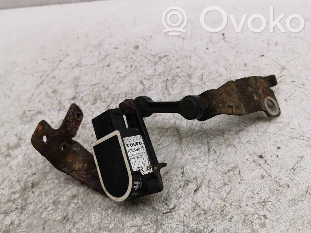 Headlight/headlamp level sensor   30659079,201407292322