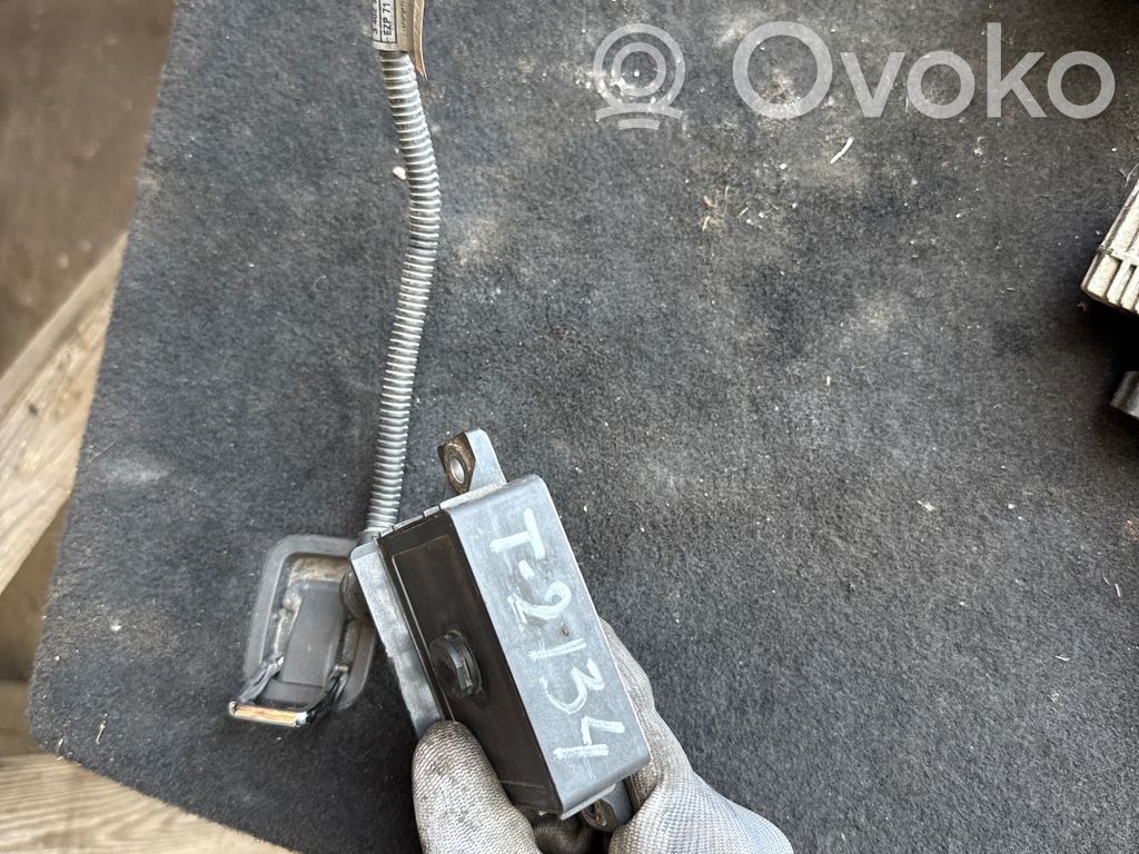 Glow plug wires   758263