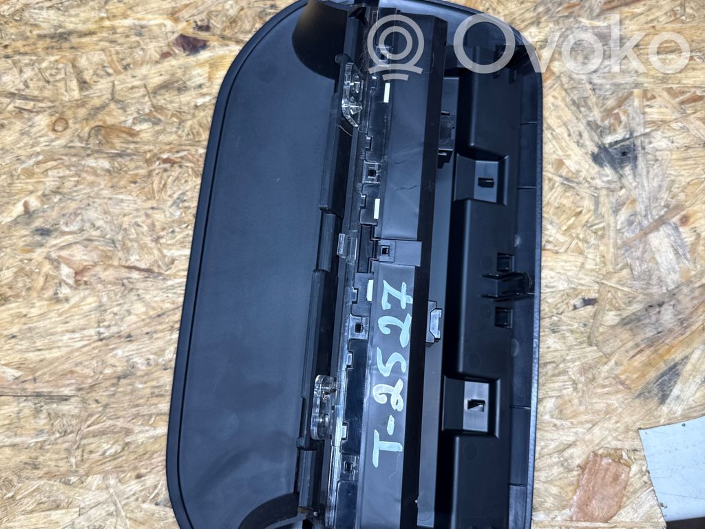 Subaru XV I Screen/display/small screen 