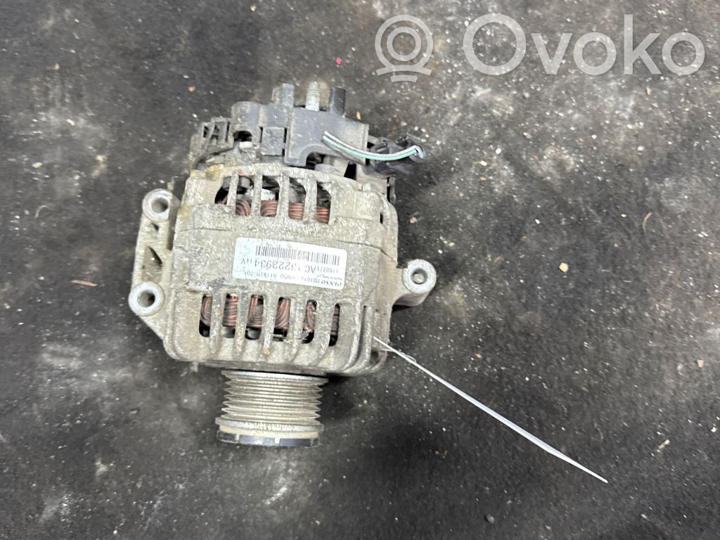 Opel Corsa D Generatorius 