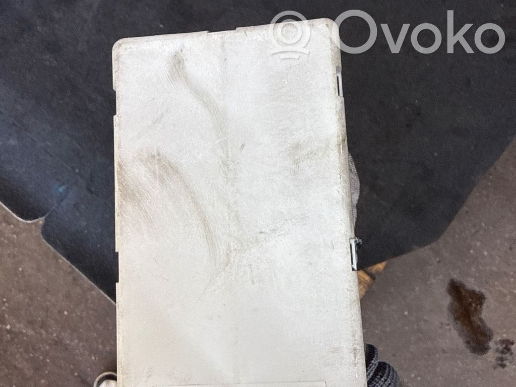 Audi A3 S3 8L Pompă vacuum închidere centralizată 