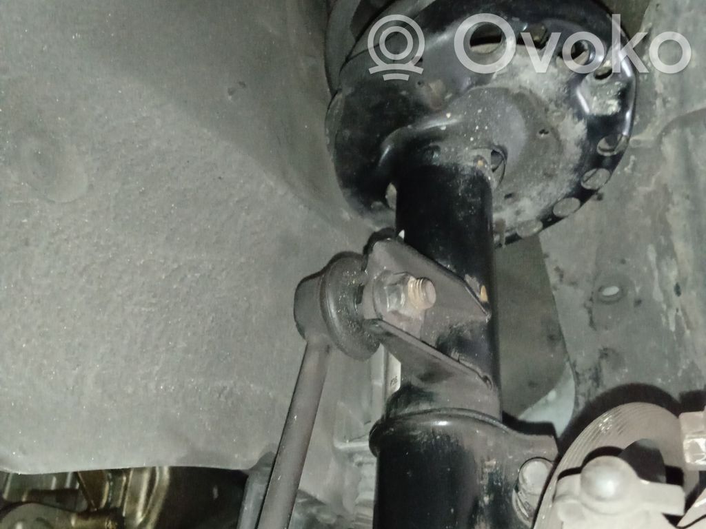 Hyundai i30 Amortyzator osi przedniej ze sprężyną 