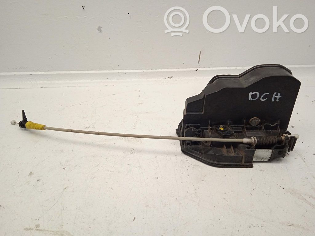 Front door lock   7229458