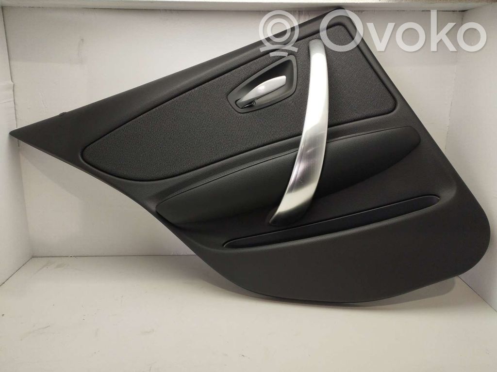 BMW 1 E81 E87 Apšuvums aizmugurējām durvīm 