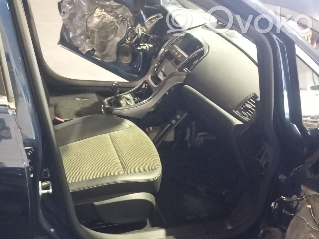 Opel Astra H Priekšpusē apdares gumija (virsbūvē) 
