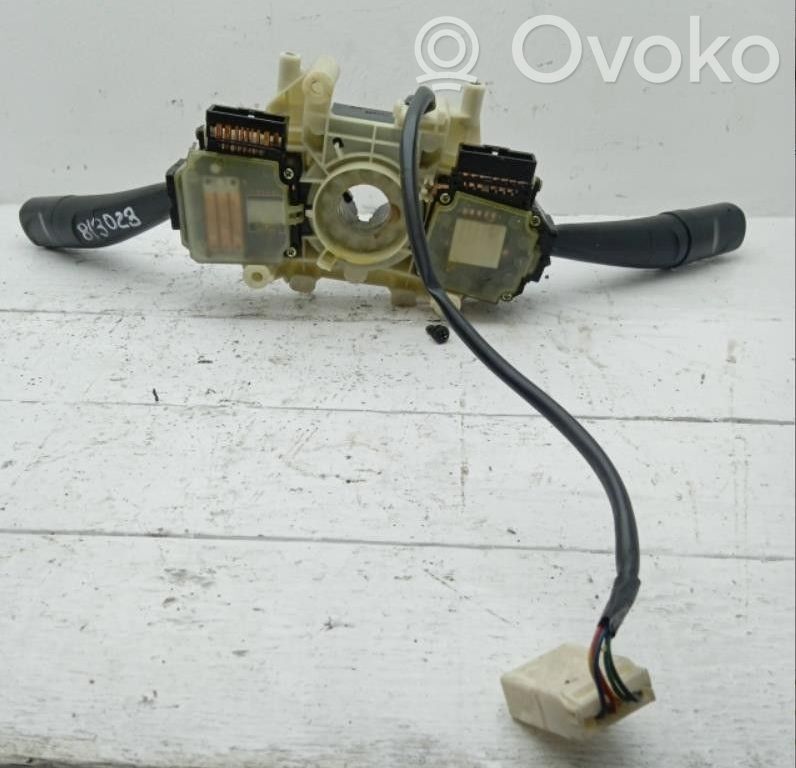Interruptor de control del panel de luces   8592208010