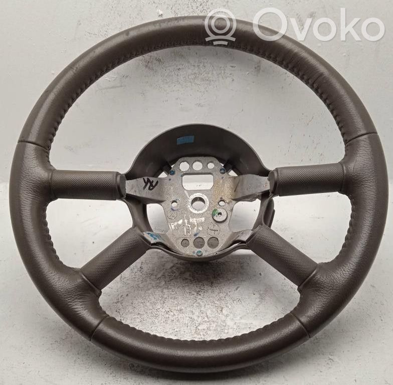 Ohjauspyörä   0RL711L8AD