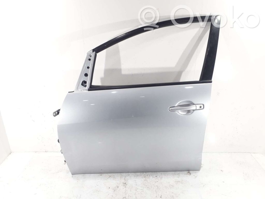 Mitsubishi Grandis Ușă față 