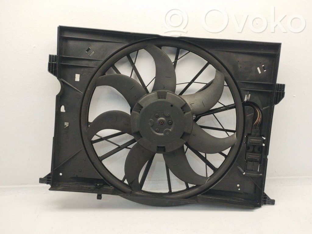 Mercedes-Benz E W211 Ventilatore di raffreddamento elettrico del radiatore 