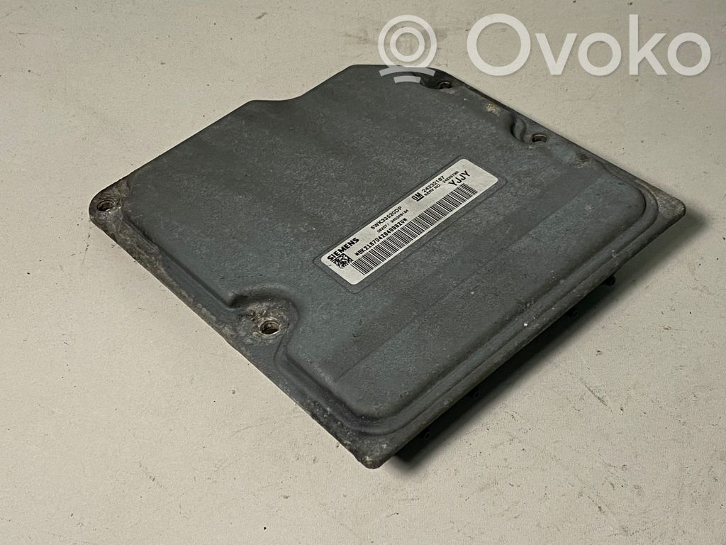 Cadillac SRX Engine control unit/module 