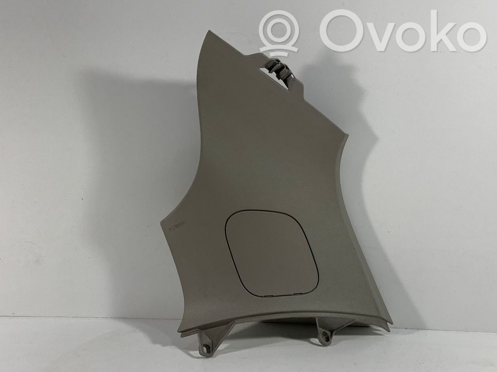 Volvo C30 (D)pillar trim (top) 