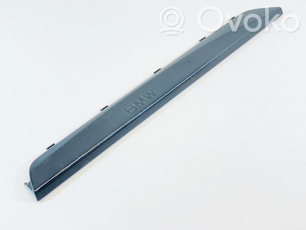 BMW 1 E81 E87 Priekinio slenksčio apdaila (vidinė) 