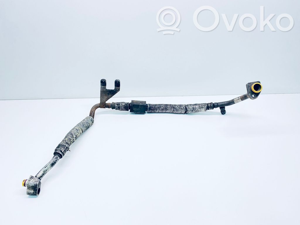 BMW 7 E65 E66 Ilmastointilaitteen putki (A/C) 