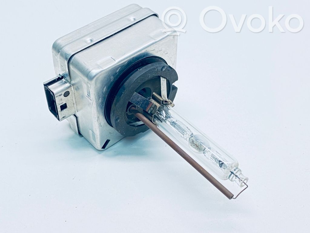 Volkswagen Golf VII Żarówka ksenonowa / Xenon 