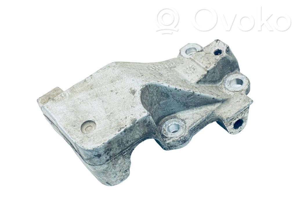 Peugeot 407 Gearbox mounting bracket 