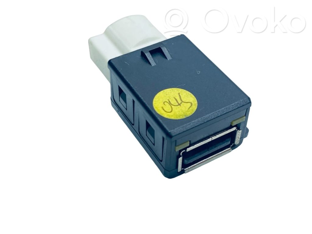Volkswagen Golf VII Enchufe conector USB 