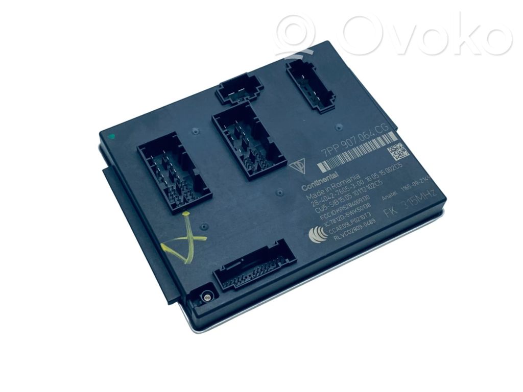 Mukavuusmoduuli   7PP907064CG