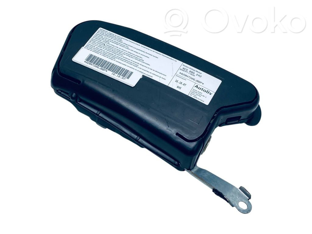 Istuimen turvatyyny   4E0880242