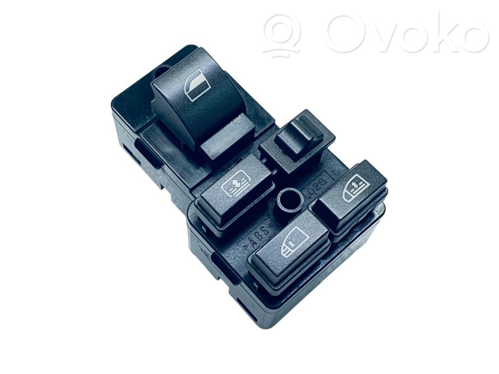 Electric window control switch   61316919880