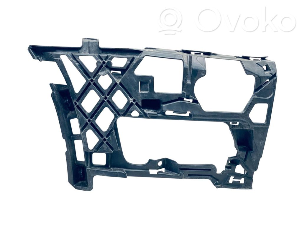 Volkswagen Golf VII Front bumper mounting bracket 
